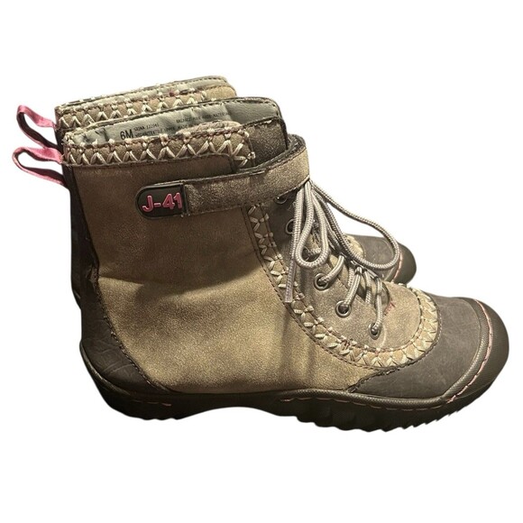 J-41 Srina Vegan Faux Fur Gray Ankle Lace Up Boots Jeep Traction Women's Size 6 - Picture 3 of 16